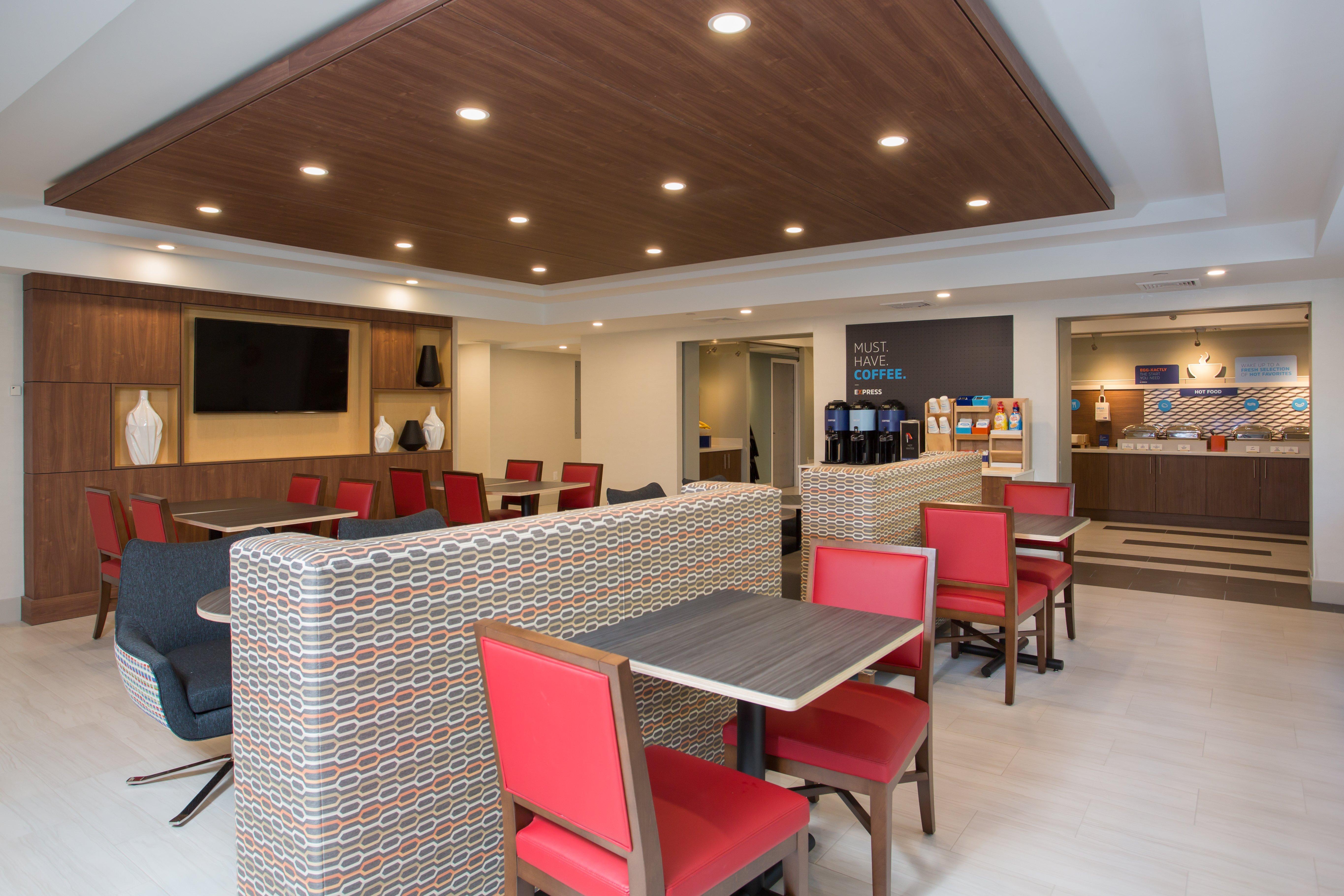 Holiday Inn Express Chelmsford By Ihg Zewnętrze zdjęcie